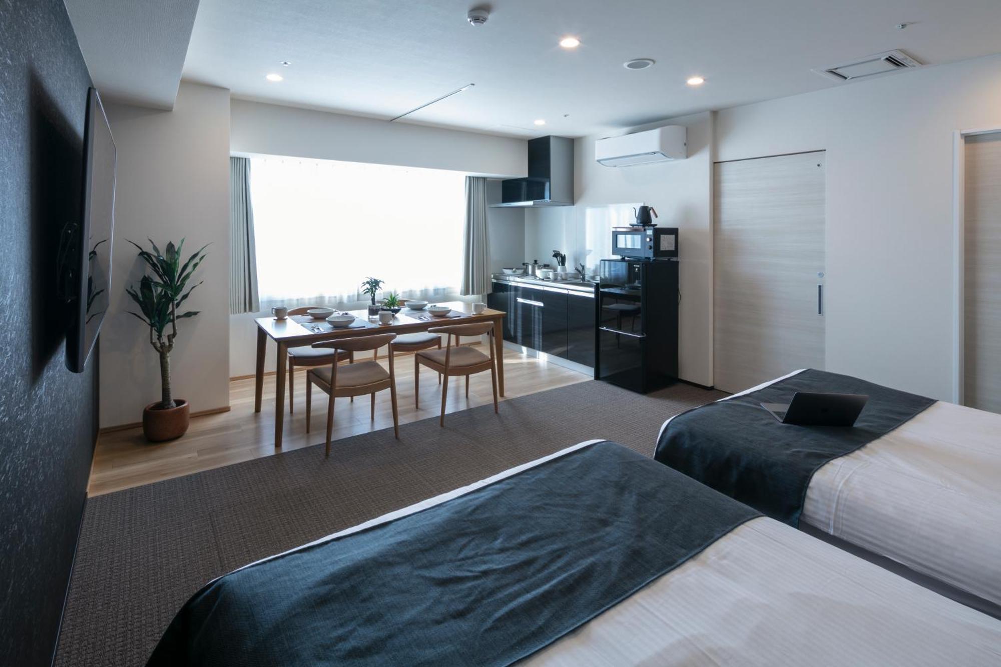Randor Hotel Sapporo Suites Phòng bức ảnh A typical studio apartment in Japan