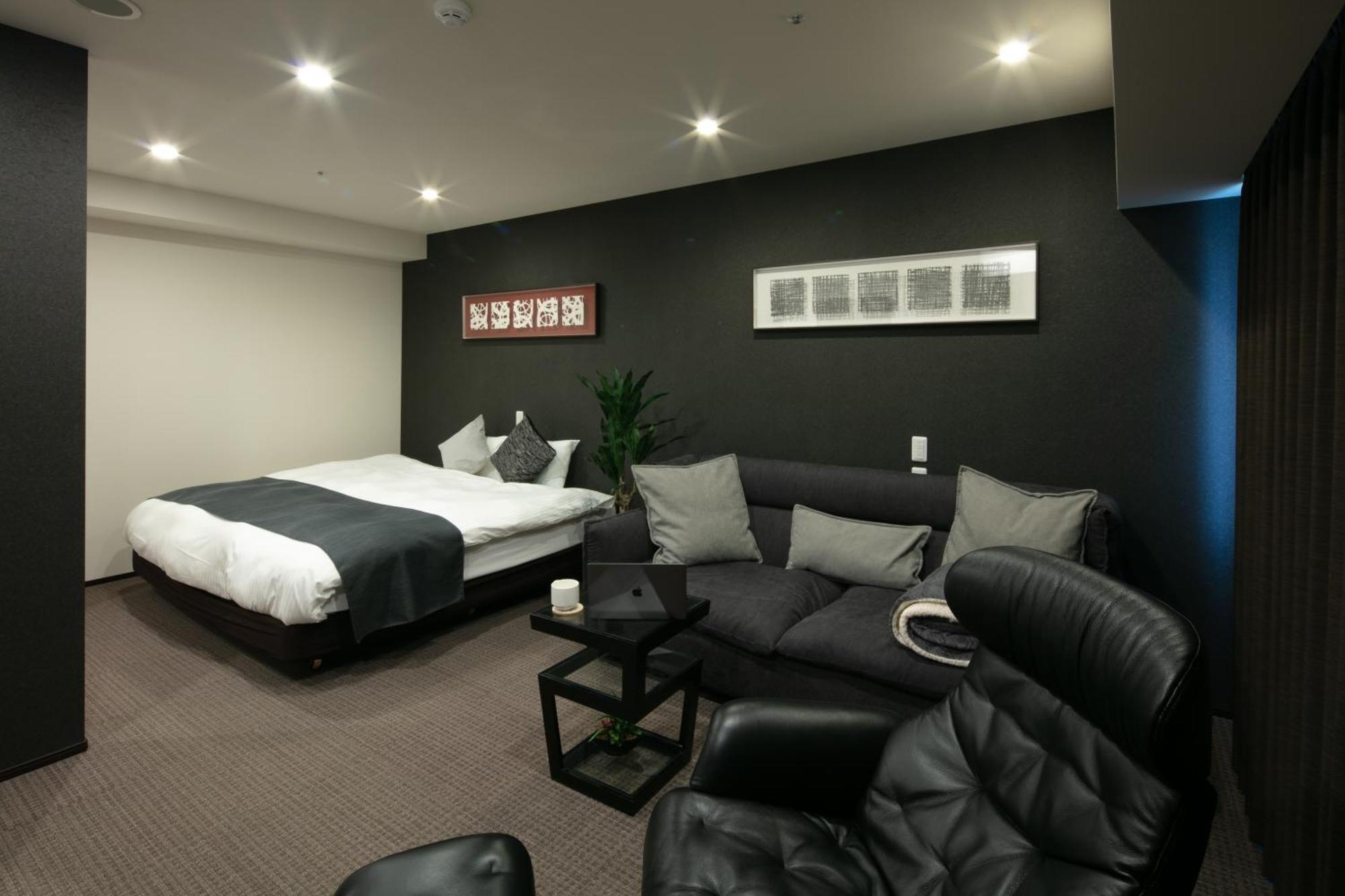 Randor Hotel Sapporo Suites Phòng bức ảnh A room at a love hotel in Tokyo